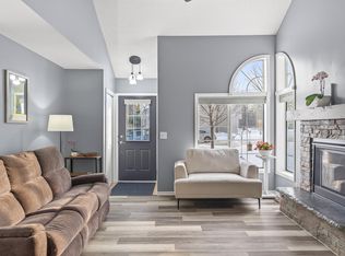 3808 Foss Rd UNIT 1, Saint Anthony, MN 55421