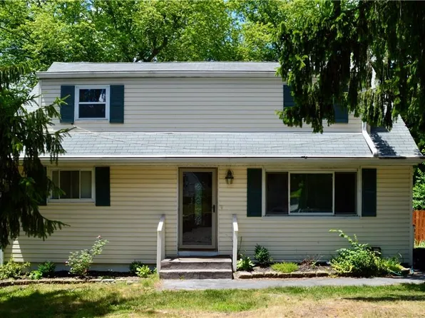 19 N Pascack Rd, Nanuet, NY 10954
