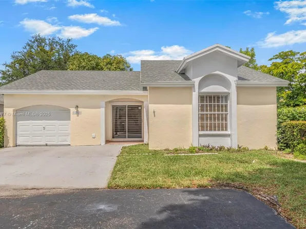 10016 NW 51st Ter, Doral, FL 33178