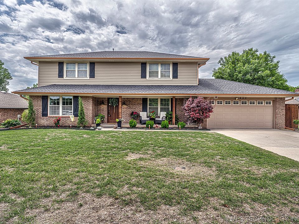 1st image of 1435 Lakehurst Dr