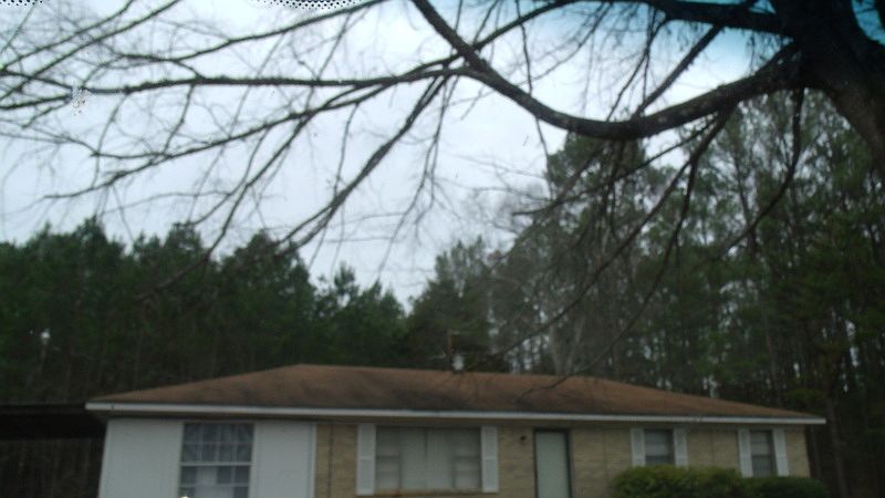 2nd image of 813 J Foster Rd
