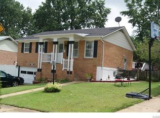 9094 Radiom Dr, Saint Louis, MO 63123