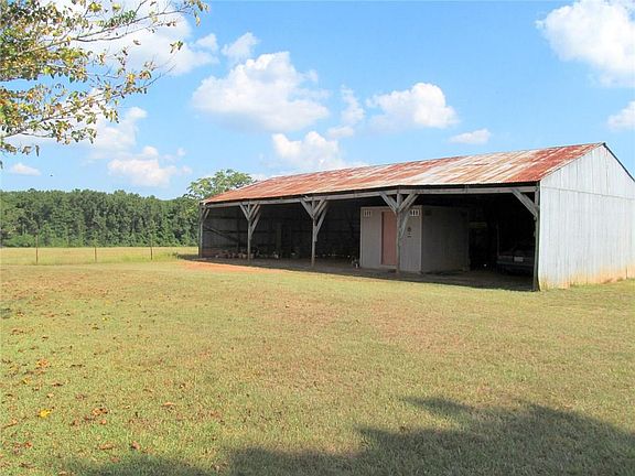 3rd image of 329 County Road 2401