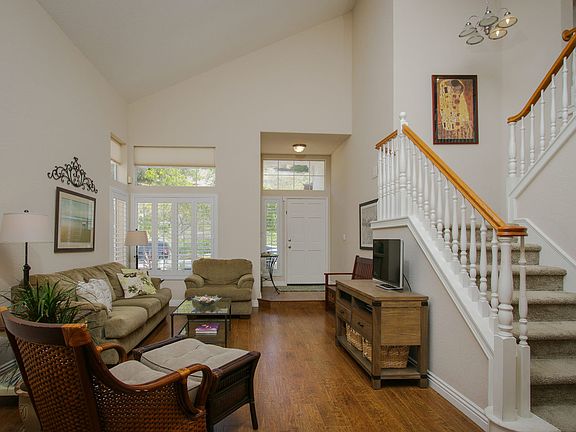 4th image of 969 Gallery Dr