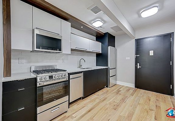 5th image of 834 Herkimer St #1A