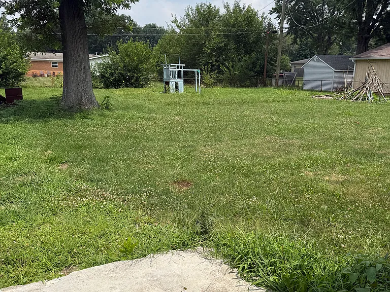 436 W McGregor Rd — Photo 10