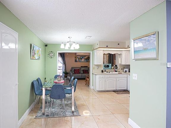 3rd image of 111 Cuautla Way Unit 5