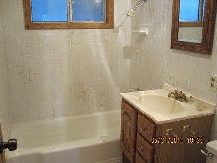 5th image of 774 W Victoria Ct