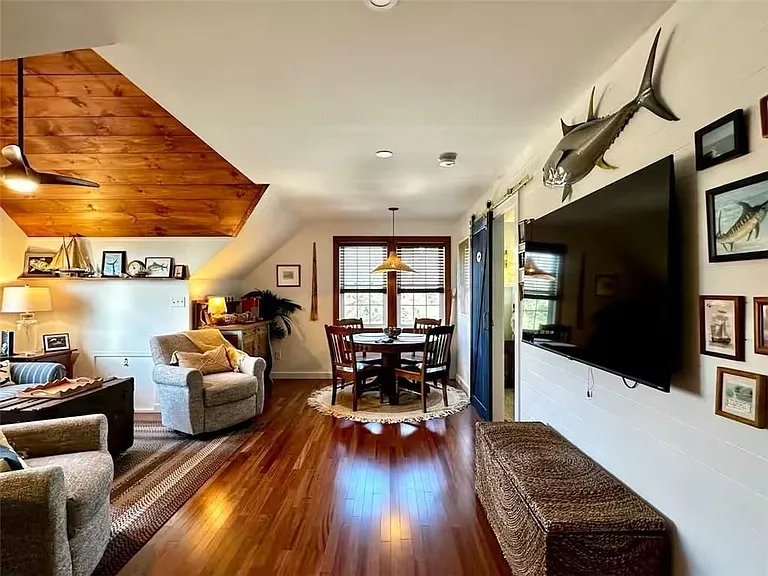 316 Succotash Rd — Photo 5