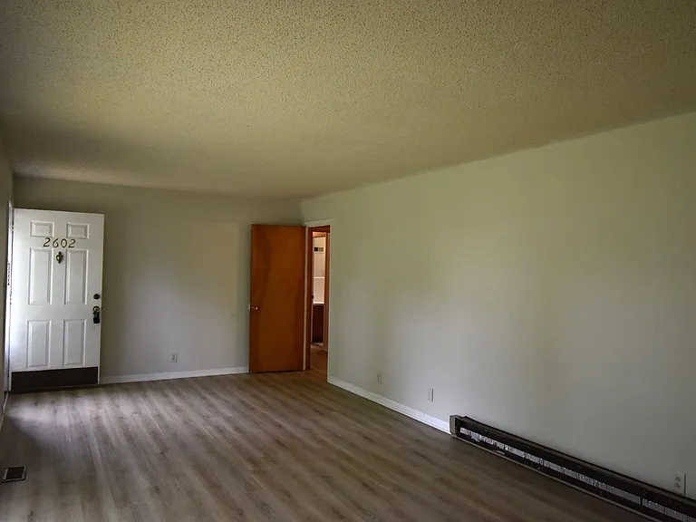 2602 Burch Rd — Photo 3