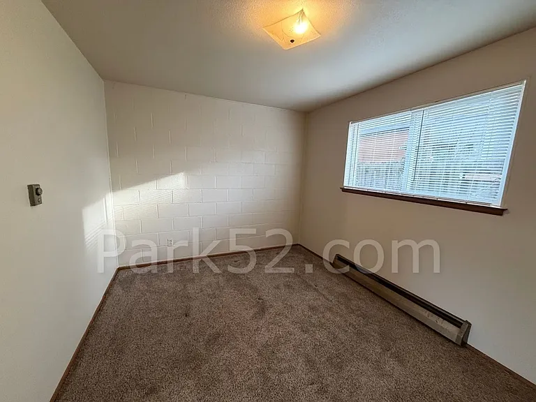 3402 S 54th St #3 — Photo 10