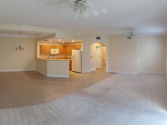 5th image of 3969 Pomodoro Cir Unit 202
