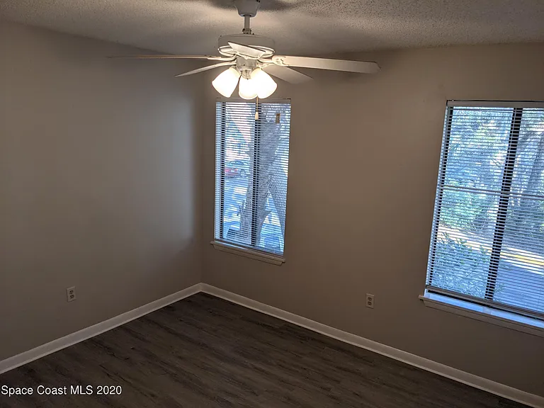 3510 Sable Palm Ln #E — Photo 8