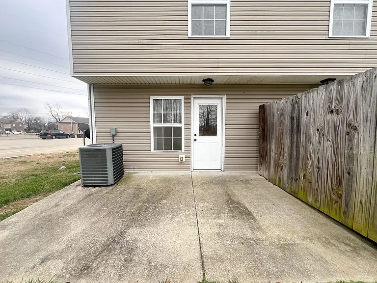 777 Cherrybark Ln — Photo 19
