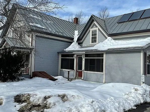 125 Main St, Hyde Park, VT 05655