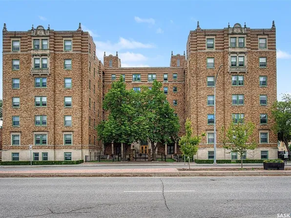 UNIT 214-2305 Victoria AVENUE, Regina, SK S4P 0S7