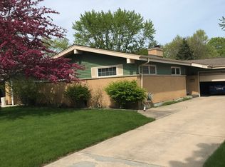 941 S Summit Ave, Villa Park, IL