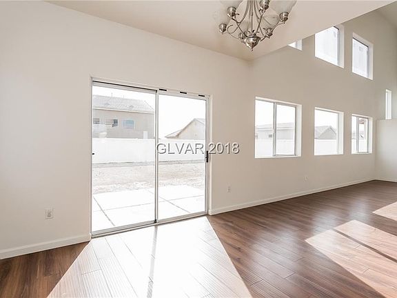 4th image of 3771 King Palm Ave
