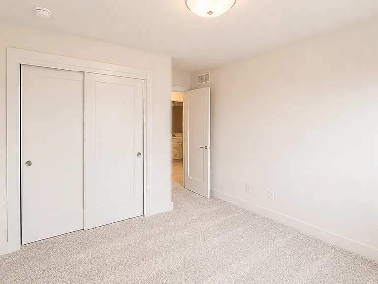 Hughes Century Crossing Townhomes — Photo 35