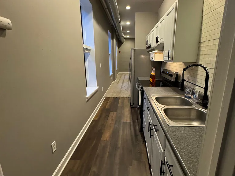 59 N Sandusky St #200 — Photo 8