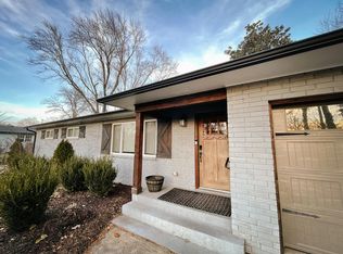 610 NW K St, Bentonville, AR 72712