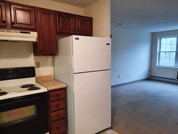 3rd image of 486 Nashua Street #215
