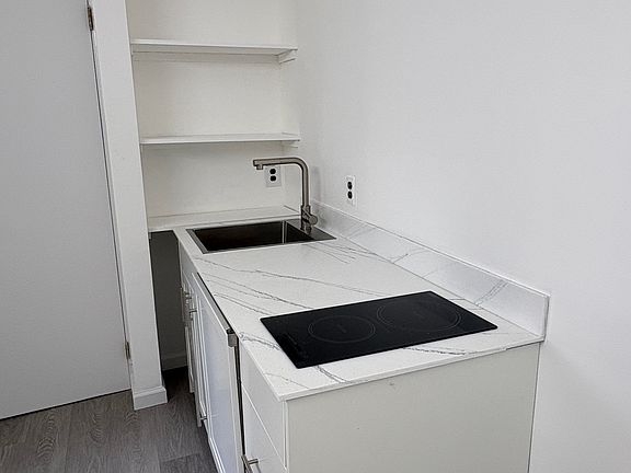 Kitchenette with shelves