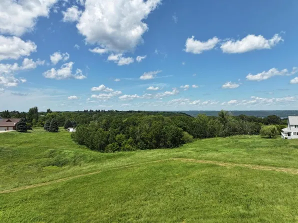 3 708th St, Lake City, MN 55041