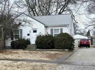 1011 5th Ave E, Oskaloosa, IA 52577