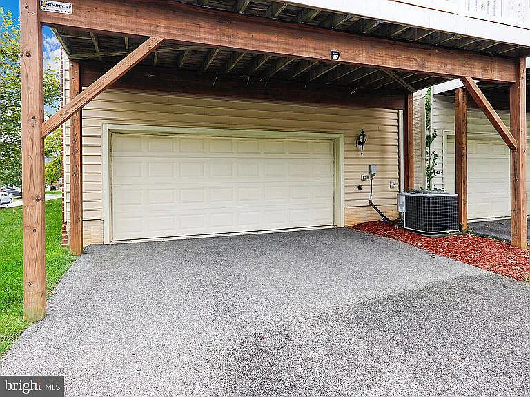 2834 Admiral Ridge Rd — Photo 13
