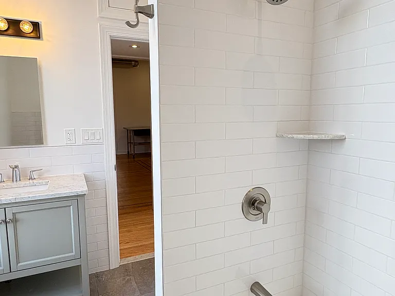 329 S 17th St #2 — Photo 15