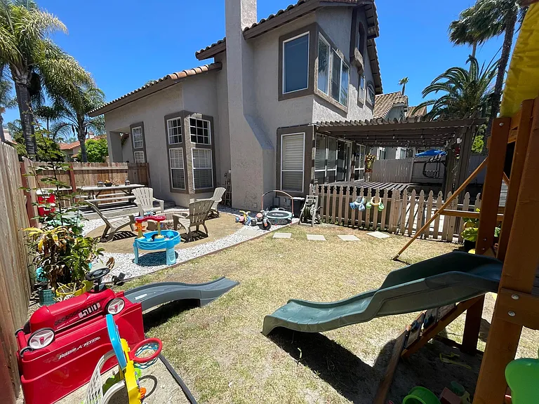 1629 Calle Las Casas — Photo 6