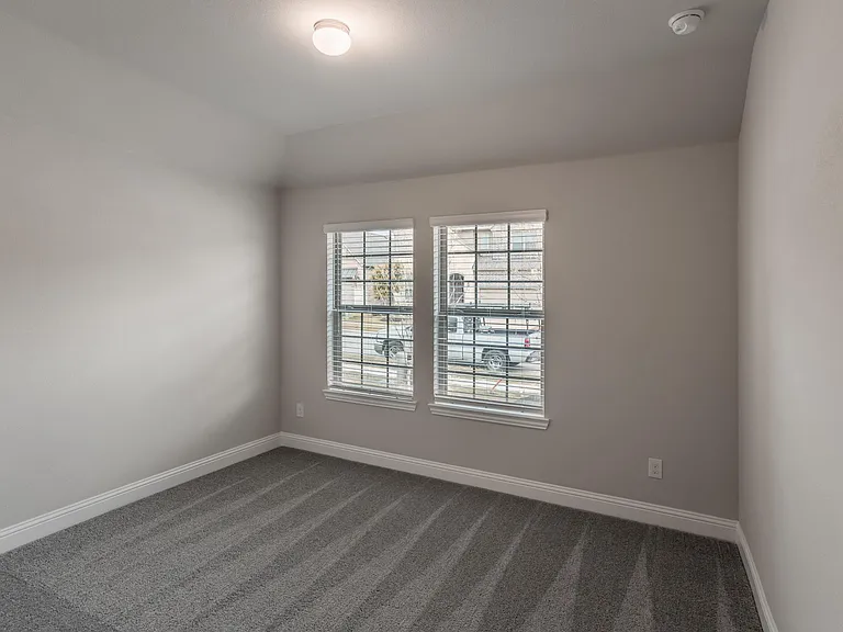 5917 Bellflower Dr — Photo 18