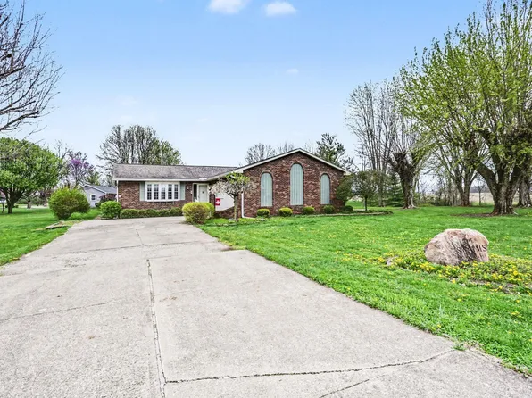 23624 Parker Ct, Circleville, OH 43113