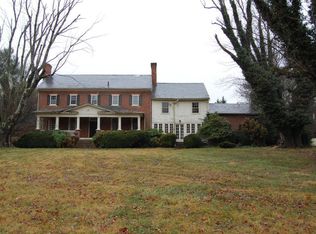 55 Farmgate Ln, Boones Mill, VA 24065