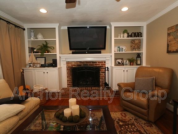 3rd image of 1457 Garwood Ave