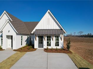 1053 Hunters Way, Opelika, AL 36801