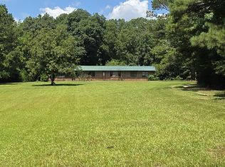 355 Brooks Woolsey Rd, Fayetteville, GA 30215