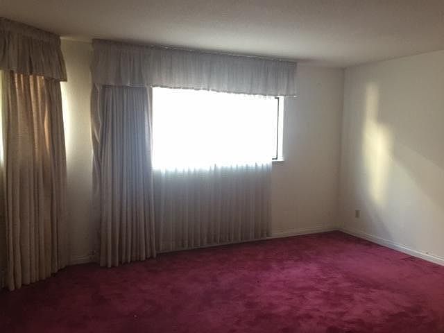Spacious bedroom