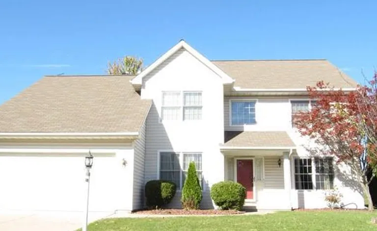 3601 W Brenwick Dr — Photo 1