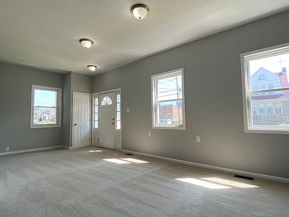 3rd image of 900-902 Church Ln #900