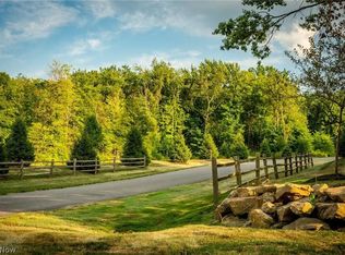 8633 Hunters Ridge Run, Wadsworth, OH 44281