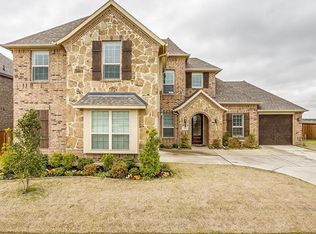 136 Saint Elias Dr, Burleson, TX 76028