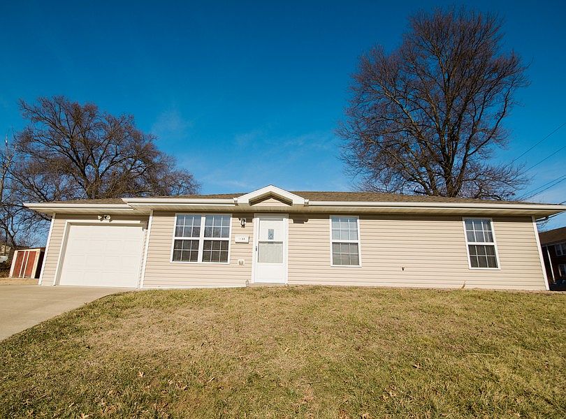 1st image of 1600 Marion Dr