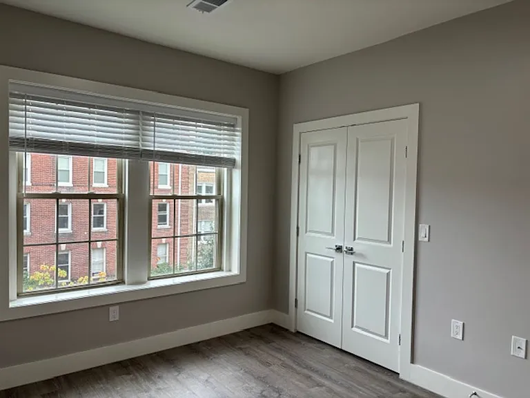 1825 Vernon St NW — Photo 11