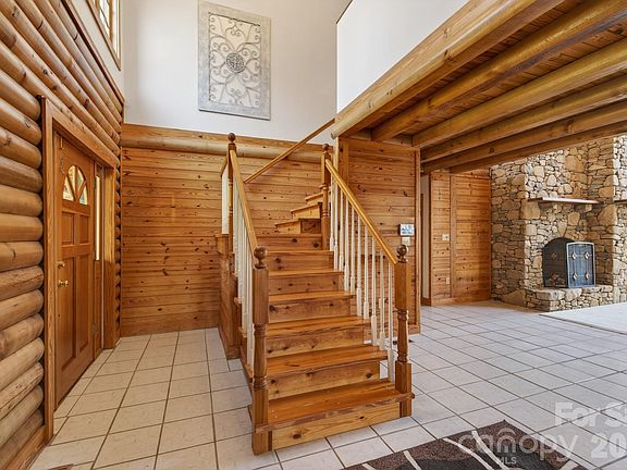 4th image of 5981 Johnson Rd