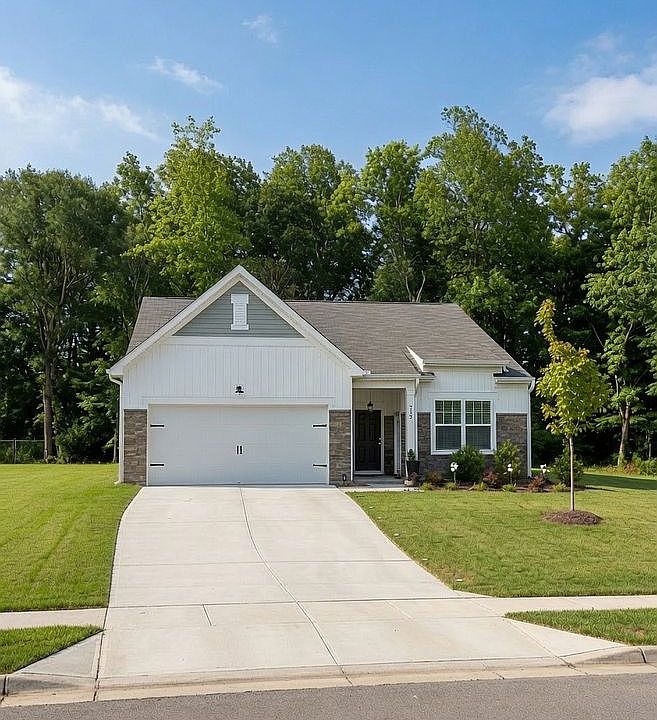 1st image of 712 Mirror Pond Dr