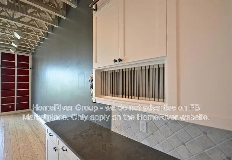 1324 Taft St — Photo 13