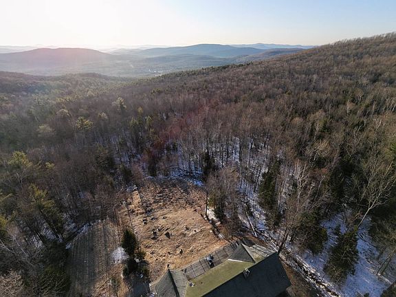 3rd image of 251 Ski Hi Rd