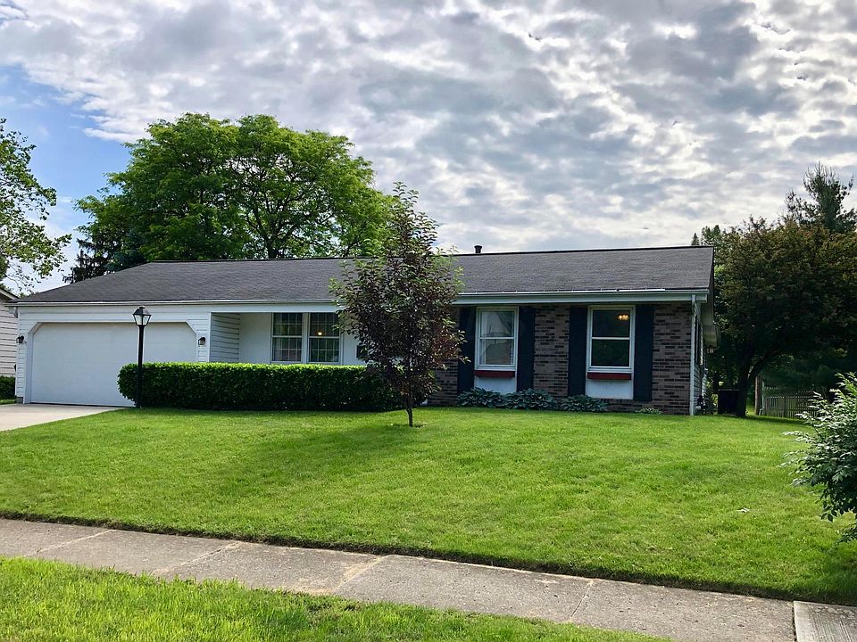 1st image of 554 Braxton Pl W
